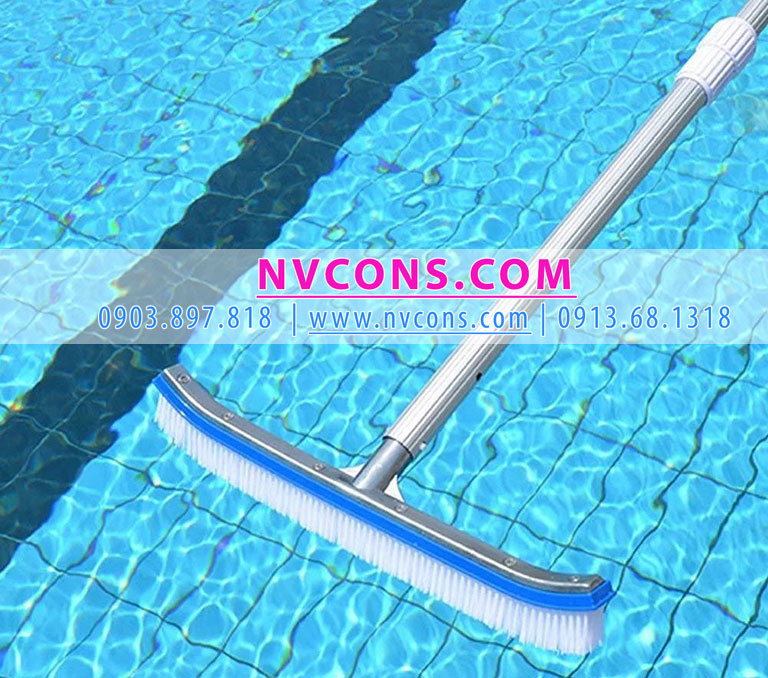 Bàn chải chà rêu hồ bơi cán nhôm đi cùng cây sào