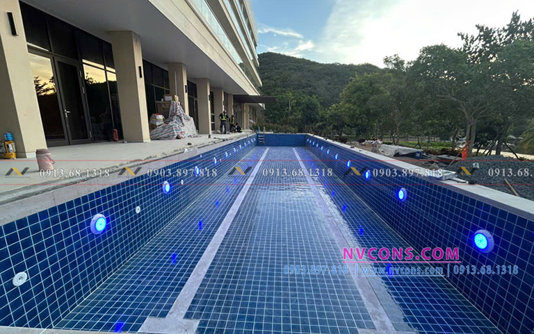 Đèn led hồ bơi cao cấp BL260 lắp đặt cho dự án nghỉ dưỡng