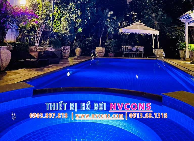 Đèn led hồ bơi sáng xanh 35W nổi bật