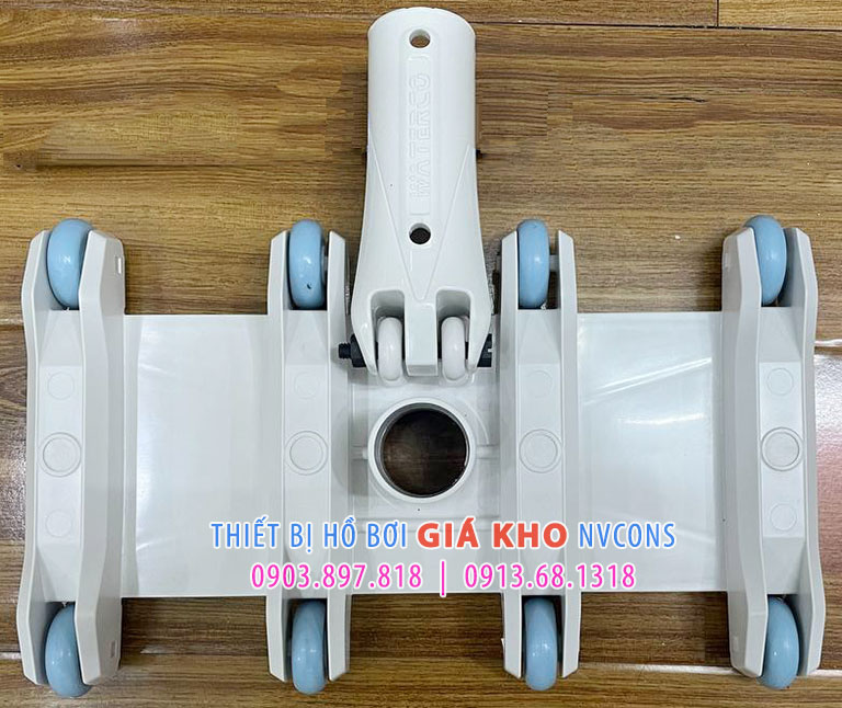 Nhà phân phối bàn hút vệ sinh hồ bơi Waterco tại TPHCM