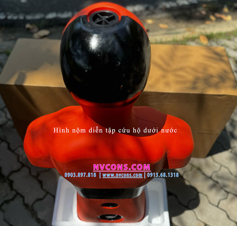 Phần đỉnh đầu hình nộm diễn tập cứu hộ dưới nước tại nhà phân phối Nvcons Phần đỉnh đầu hình nộm diễn tập cứu hộ dưới nước tại nhà phân phối Nvcons