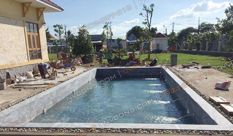 Thi công bể bơi gia đình tại TP Vĩnh Long năm 2020